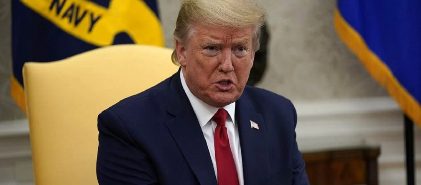 Αποχώρησε εσπευσμένα από την συνέντευξη Τύπου ο Ν.Τραμπ - H Secret Service πυροβόλησε οπλισμένο εισβολέα (βίντεο)